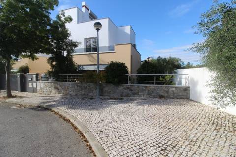 Moradia em condomínio com piscina a 10 minutos de Tavira