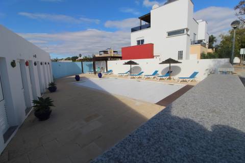 Moradia em condomínio com piscina a 10 minutos de Tavira