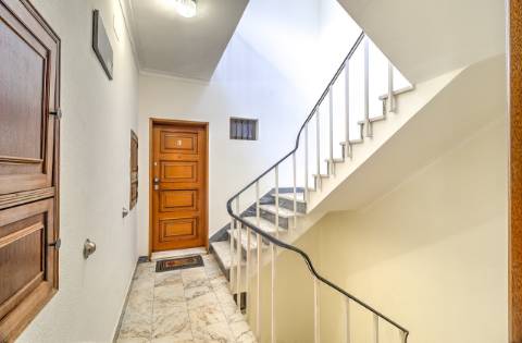 Exclusivo Apartamento T1 a 100 Metros da Praia de Monte Gordo