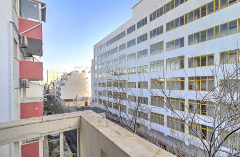 Exclusivo Apartamento T1 a 100 Metros da Praia de Monte Gordo