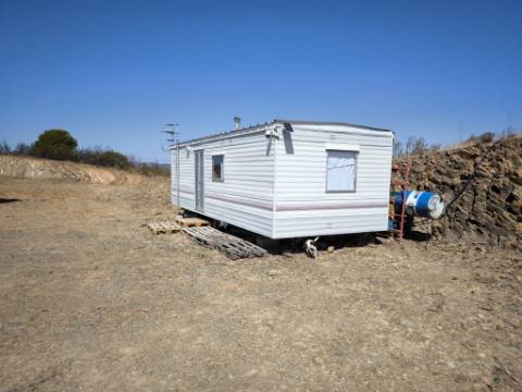 TERRENO RUSTICO COM ÁGUA - ESTRUTURA AMOVÍVEL - CORTE DO GAGO - CASTRO MARIM - ALGARVE