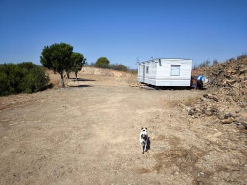 TERRENO RUSTICO COM ÁGUA - ESTRUTURA AMOVÍVEL - CORTE DO GAGO - CASTRO MARIM - ALGARVE