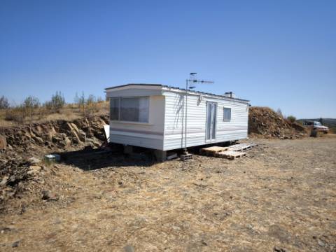 TERRENO RUSTICO COM ÁGUA - ESTRUTURA AMOVÍVEL - CORTE DO GAGO - CASTRO MARIM - ALGARVE