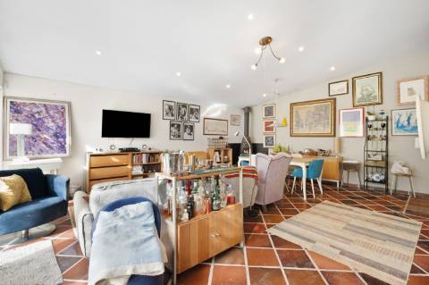 Quinta com Moradia e Terreno Total de 4.680 m² | Arruda dos Vinhos