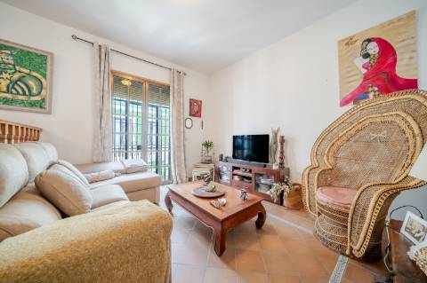 Prédio e Loja 345m2 | 4 Pisos - Habitação - Garagem - Rooftop Vista Rio