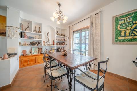 Prédio e Loja 345m2 | 4 Pisos - Habitação - Garagem - Rooftop Vista Rio