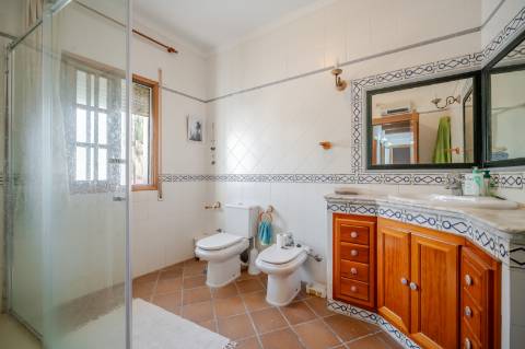 Prédio e Loja 345m2 | 4 Pisos - Habitação - Garagem - Rooftop Vista Rio