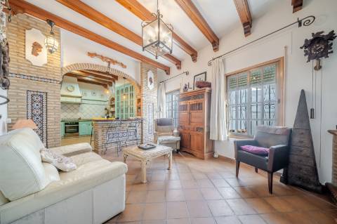 Prédio e Loja 345m2 | 4 Pisos - Habitação - Garagem - Rooftop Vista Rio