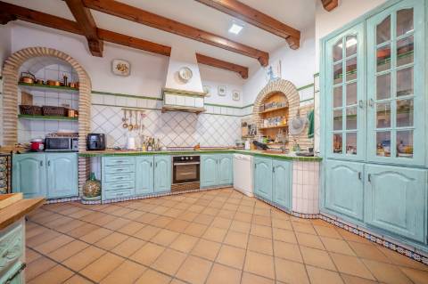 Prédio e Loja 345m2 | 4 Pisos - Habitação - Garagem - Rooftop Vista Rio