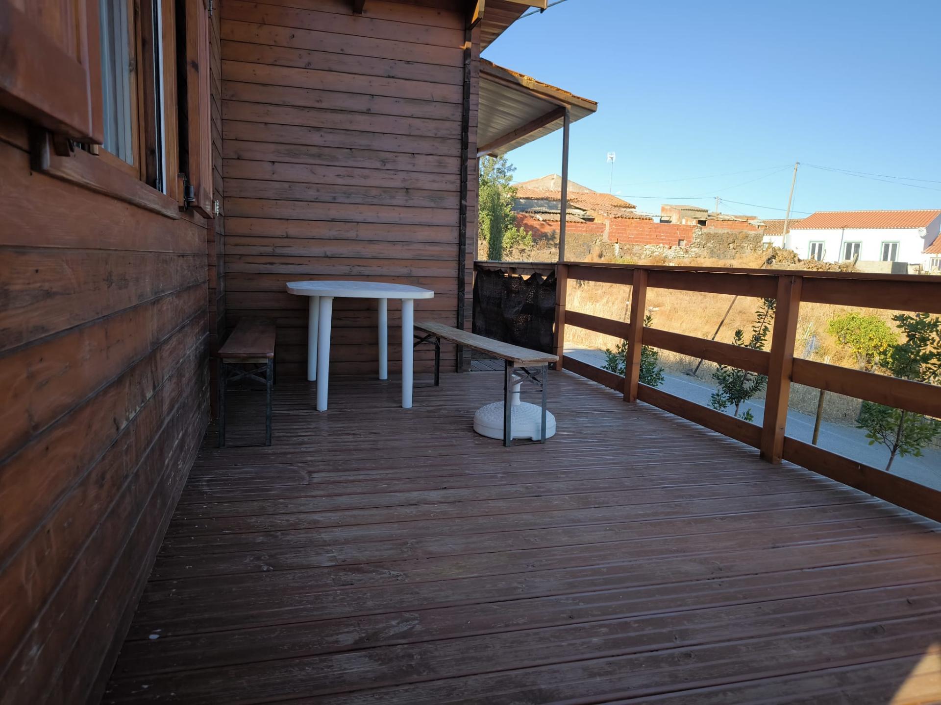 MORADIA - CASA DE MADEIRA T1 - COM PISCINA - ARRENDAMENTO DE SETEMBRO A JUNHO - ALCARIAS GRANDES - CASTRO MARIM - ALGARVE