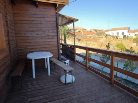 MORADIA - CASA DE MADEIRA T1 - COM PISCINA - ARRENDAMENTO DE SETEMBRO A JUNHO - ALCARIAS GRANDES - CASTRO MARIM - ALGARVE