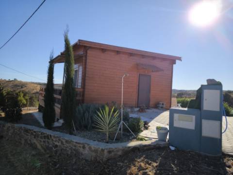 MORADIA - CASA DE MADEIRA T1 - COM PISCINA - ARRENDAMENTO DE SETEMBRO A JUNHO - ALCARIAS GRANDES - CASTRO MARIM - ALGARVE