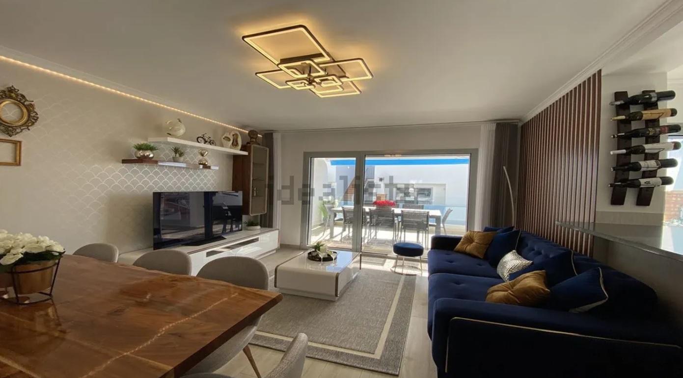 Apartamento T3 de Alto Padrão a 300m da Praia - Elegância, Conforto e Rentabilidade Garantida