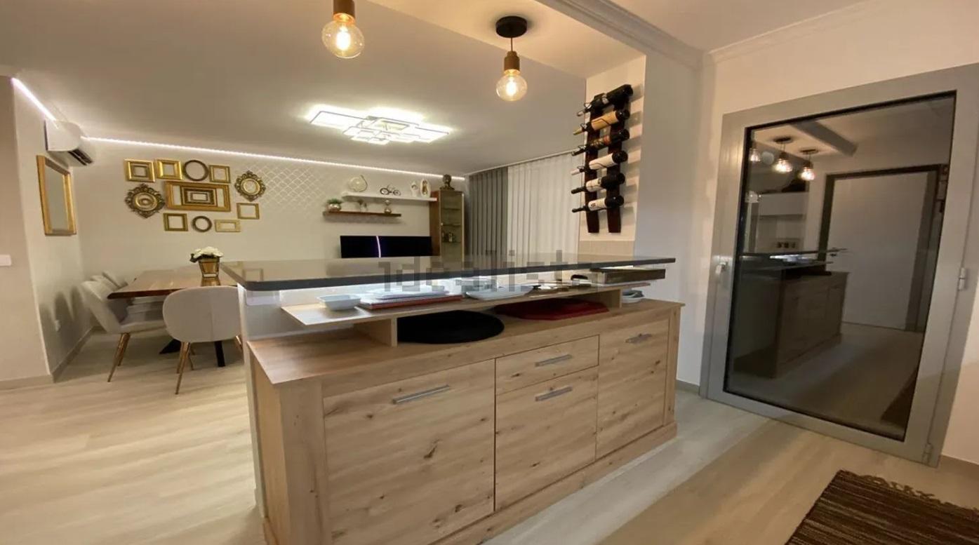 Apartamento T3 de Alto Padrão a 300m da Praia - Elegância, Conforto e Rentabilidade Garantida