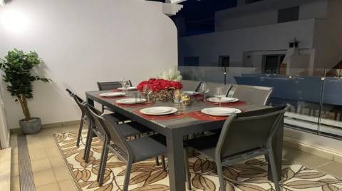 Apartamento T3 de Alto Padrão a 300m da Praia - Elegância, Conforto e Rentabilidade Garantida