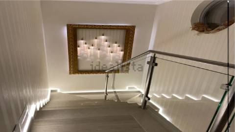 Apartamento T3 de Alto Padrão a 300m da Praia - Elegância, Conforto e Rentabilidade Garantida