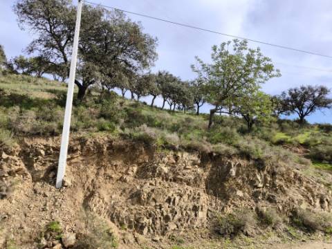 TERRENO RÚSTICO COM 1.920 M² - PRÓXIMO A ELETRICIADADE - JUNTO À RIBEIRA DE ODELEITE - FOZ DE ODELEITE EM CASTRO MARIM - ALGARVE