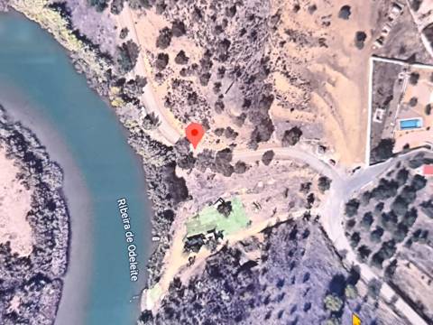 TERRENO RÚSTICO COM 1.920 M² - PRÓXIMO A ELETRICIADADE - JUNTO À RIBEIRA DE ODELEITE - FOZ DE ODELEITE EM CASTRO MARIM - ALGARVE