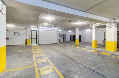 Apartamento T2 Moderno com Vista Mar - Praia da Alagoa, Altura - para Arrendamento Anual