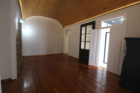 Apartamento T4 em São Bras Alportel - Centro