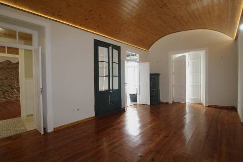 Apartamento T4 em São Bras Alportel - Centro