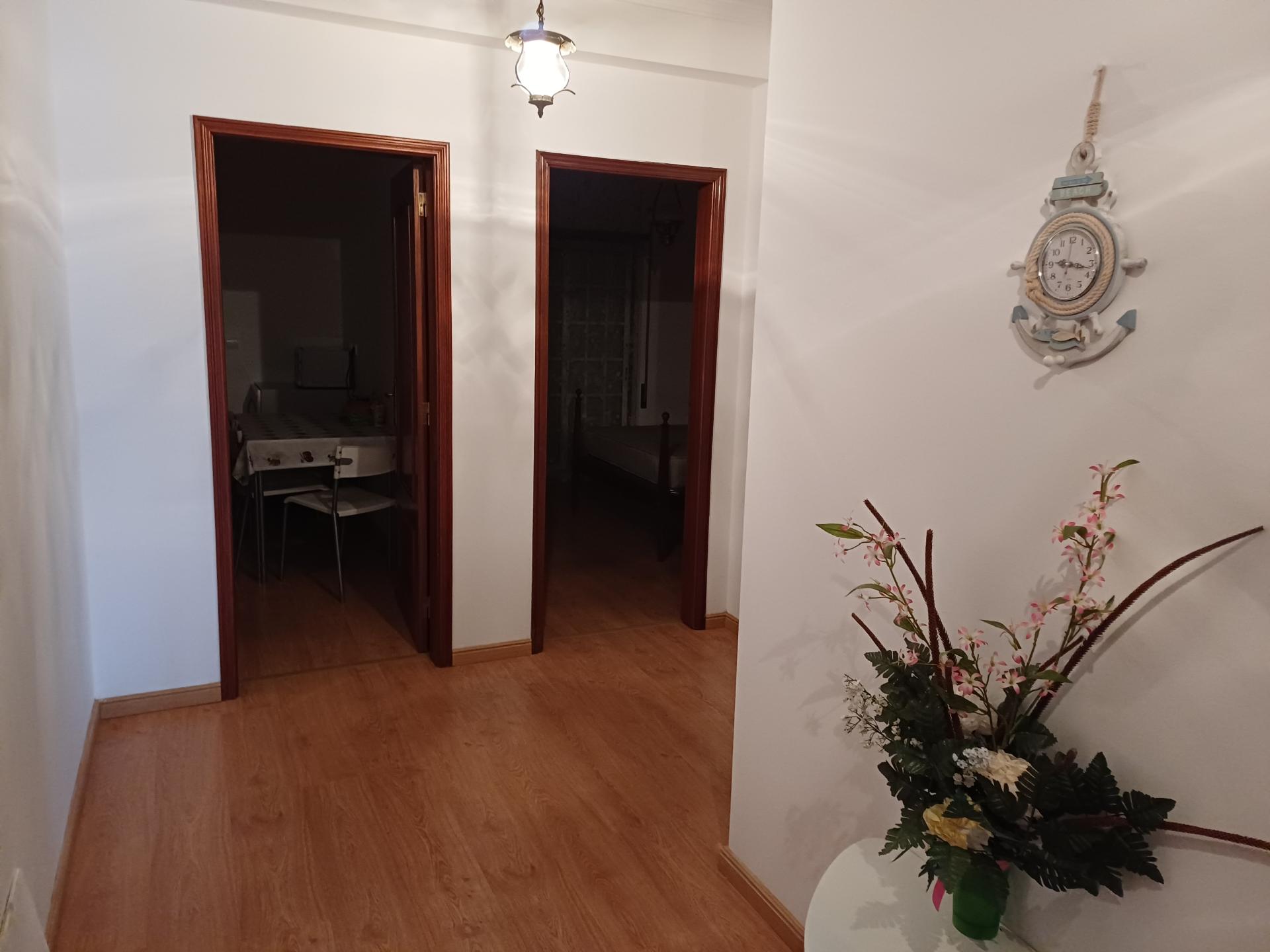 Apartamento T1 +1 Anual com magnifico terraço no centro de Vila Real de Santo António