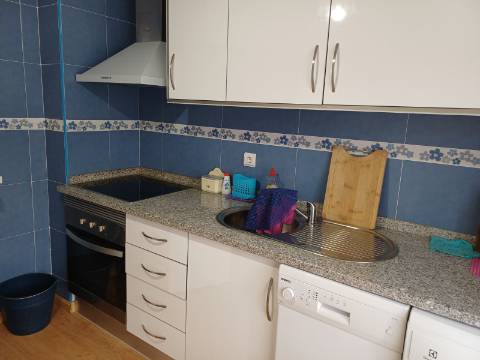 Apartamento T1 +1 Anual com magnifico terraço no centro de Vila Real de Santo António