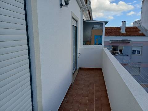 Apartamento T1 +1 Anual com magnifico terraço no centro de Vila Real de Santo António