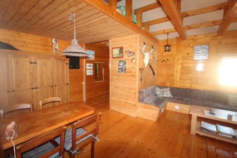 Moradia com Terreno de 880 m² - Balurcos - Alcoutim