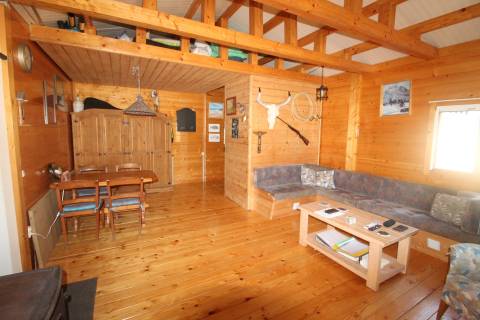 Moradia com Terreno de 880 m² - Balurcos - Alcoutim