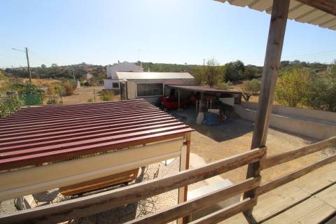 Moradia com Terreno de 880 m² - Balurcos - Alcoutim