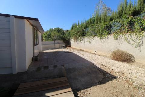 Moradia com Terreno de 880 m² - Balurcos - Alcoutim