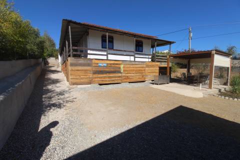 Moradia com Terreno de 880 m² - Balurcos - Alcoutim