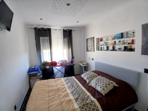 Apartamento T3 totalmente renovado! Olhão Centro