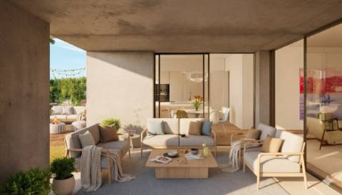 Moradia T4 com Piscina Privativa | Condomínio de Luxo | Costa da Caparica