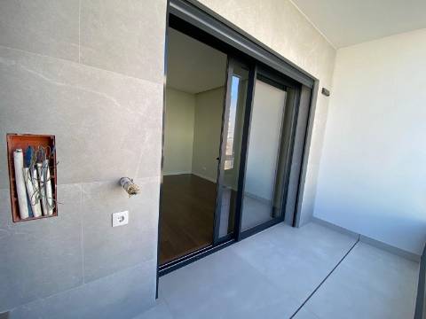 Apartamento T2 Novo no Centro de Loulé - Excelente áreas!