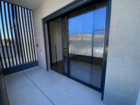 Apartamento T2 Novo no Centro de Loulé - Excelente áreas!