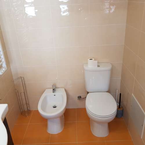 Estúdio/ T0 para venda na principal avenida de Vila Real de Santo António