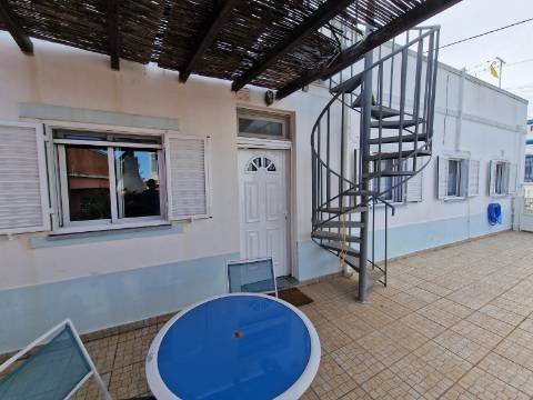 Moradia T2 com Terraço e Vista para o Sapal - Arrendamento Anual - São Bartolomeu do Sul - Castro Marim