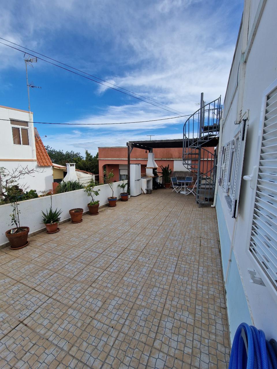 Moradia T2 com Terraço e Vista para o Sapal - Arrendamento Anual - São Bartolomeu do Sul - Castro Marim