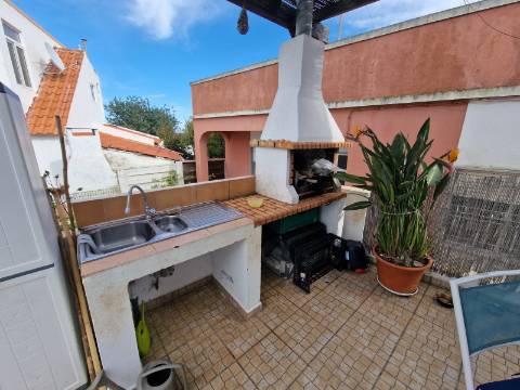 Moradia T2 com Terraço e Vista para o Sapal - Arrendamento Anual - São Bartolomeu do Sul - Castro Marim