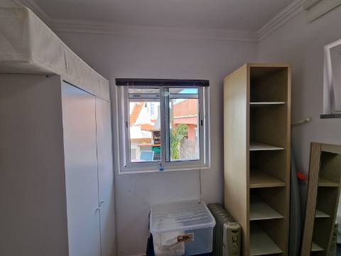 Moradia T2 com Terraço e Vista para o Sapal - Arrendamento Anual - São Bartolomeu do Sul - Castro Marim