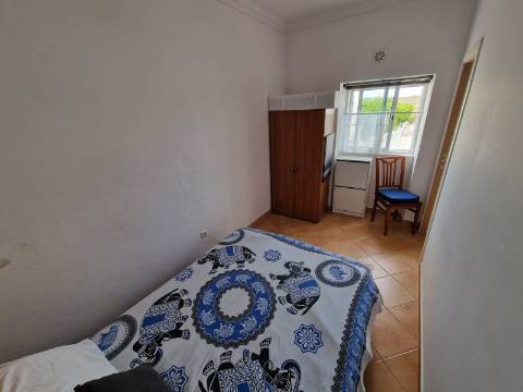 Moradia T2 com Terraço e Vista para o Sapal - Arrendamento Anual - São Bartolomeu do Sul - Castro Marim