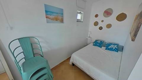 Moradia T2 com Terraço e Vista para o Sapal - Arrendamento Anual - São Bartolomeu do Sul - Castro Marim