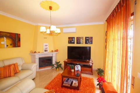 Moradia T4 em Urbanização Tranquila, em Tavira