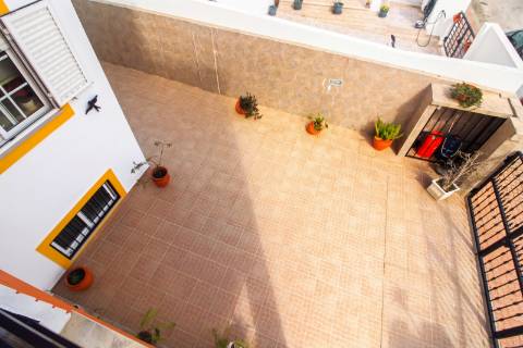 Moradia T4 em Urbanização Tranquila, em Tavira