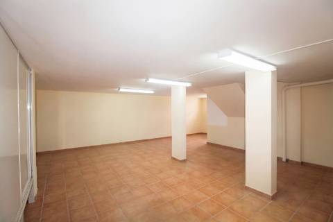 Moradia T4 em Urbanização Tranquila, em Tavira