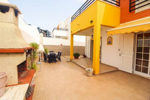 Moradia T4 em Urbanização Tranquila, em Tavira