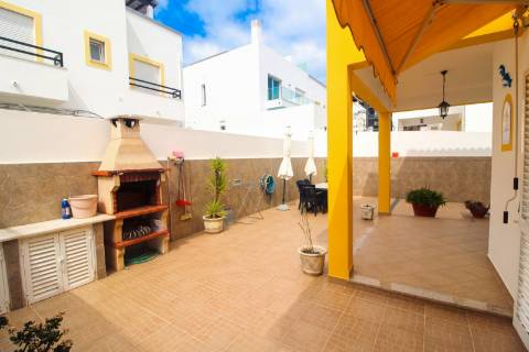 Moradia T4 em Urbanização Tranquila, em Tavira