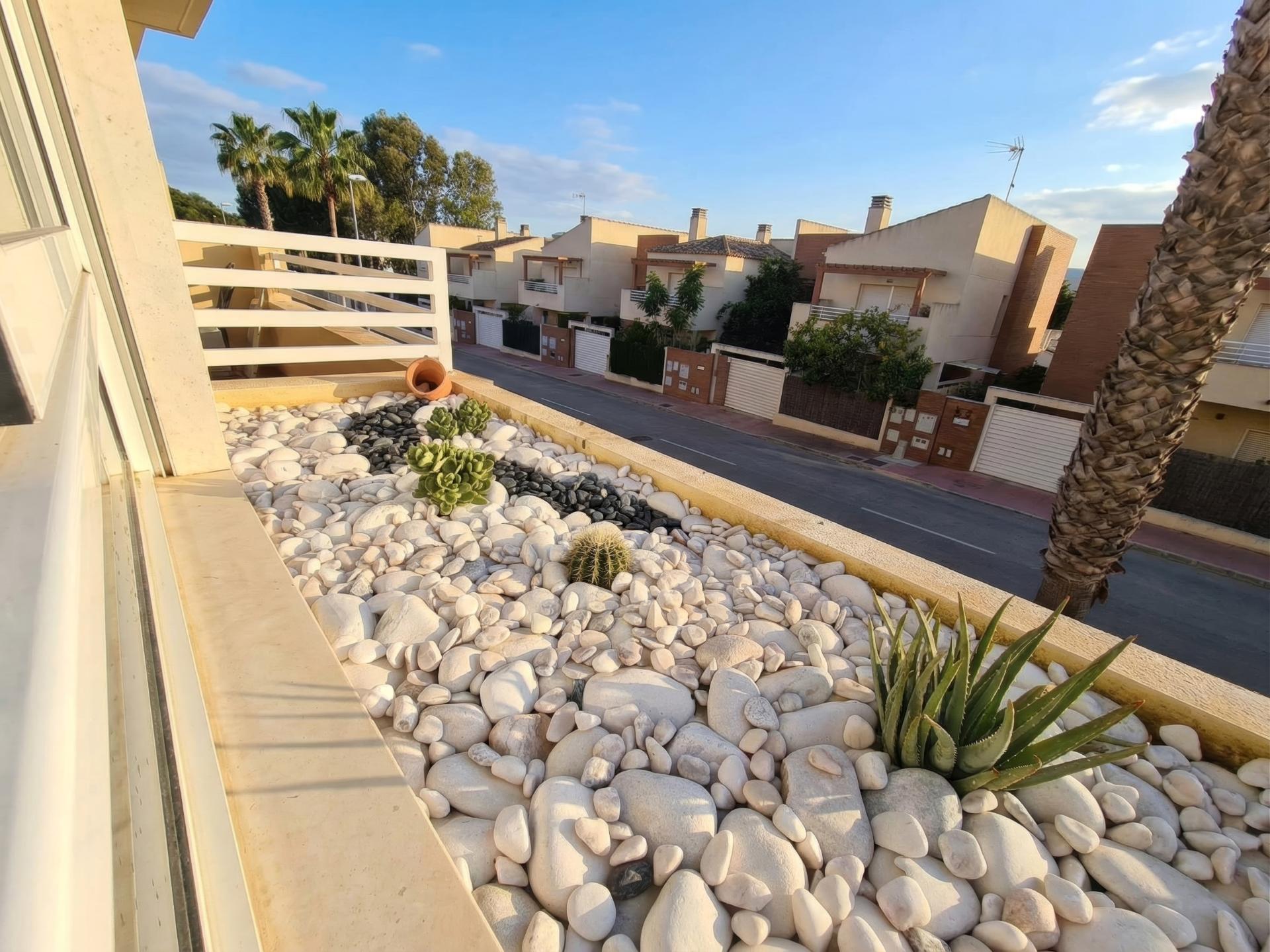 Conceição de Tavira, Apartamento T2 em Prédio com Piscina.